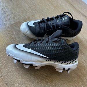 Nike Youth Vapor Fastflex Baseball Cleats Size 5.5y